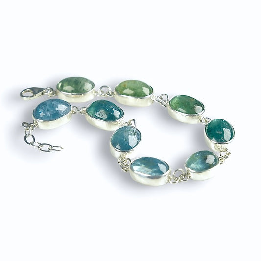 LINKED KYANITE BRACELET