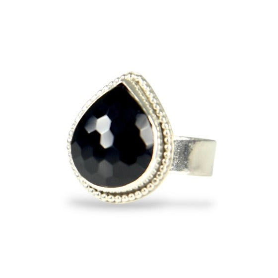 BLACK SPINEL TEARDROP STERLING RING
