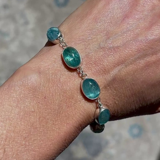LINKED KYANITE BRACELET