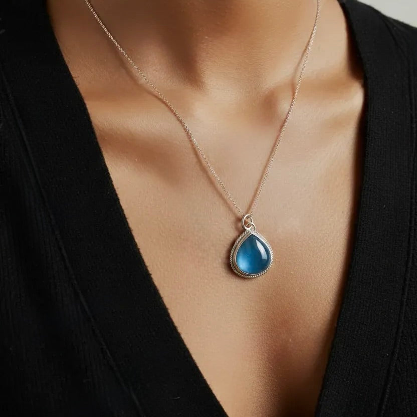 TEAL FLUORITE STERLING PENDANT STERLING SILVER NECKLACE